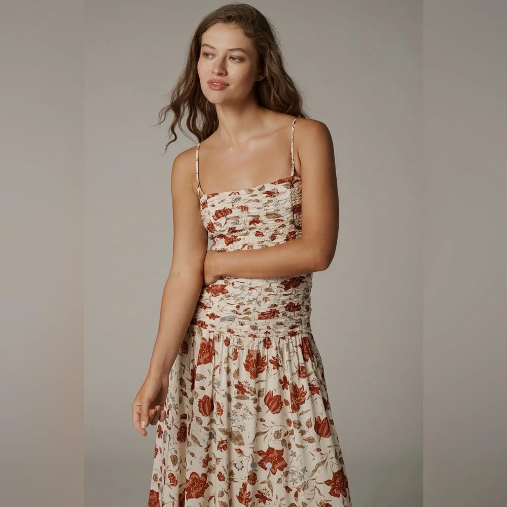 Reformation Azure Smocked Midi Dress in Gwendolyn (Size 8) - NWT - Picture 11 of 14